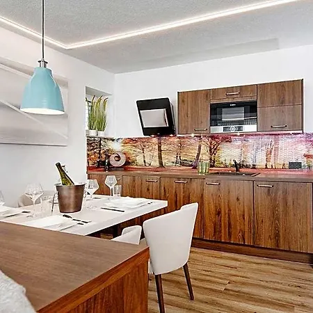 Boutiquehotel Woerthersee - Serviced 4* フェルデン・アム・ヴェルターゼー